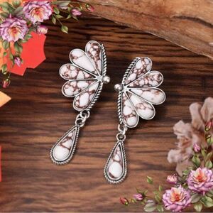 Vintage Bohemian Western Style fake Turquoise earrings